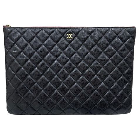 caviar clutch von chanel german websites|Chanel Timeless Chain Pouch Caviar.